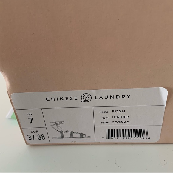 Chinese Laundry Posh Sandals - Picture 3 of 8